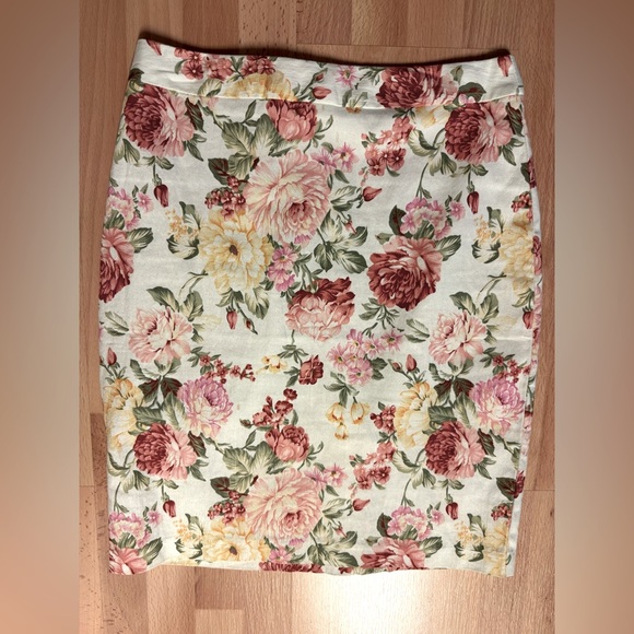 Love Culture Dresses & Skirts - Love Culture floral pencil skirt